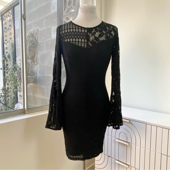 GUESS NWT Lace Bell Sleeve Open-Back Mini Dress, Sample Size S - Picture 2 of 11